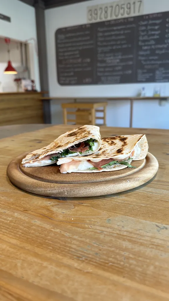 Menu_Vamolà Piadineria_Rovereto_image_8