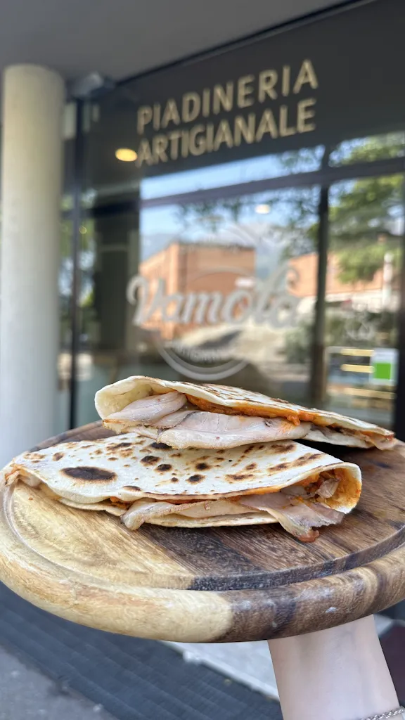 Vamolà Piadineria_Rovereto_slider_image_3