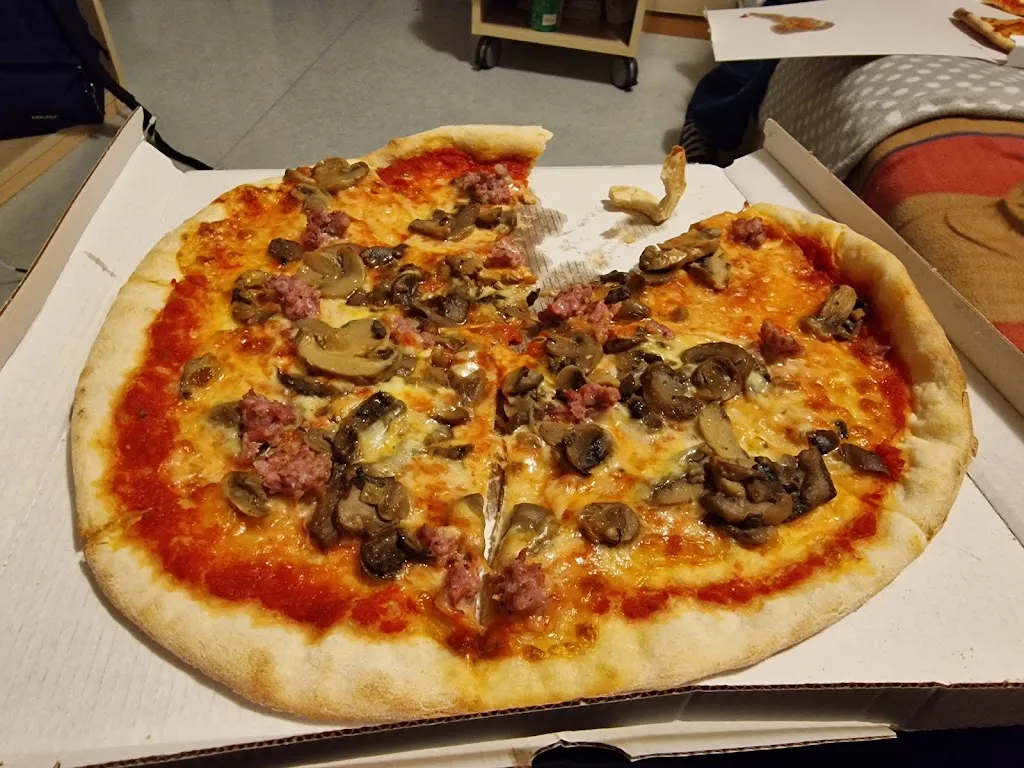 Christian Lorenz_La Mangiona_Rovereto_review