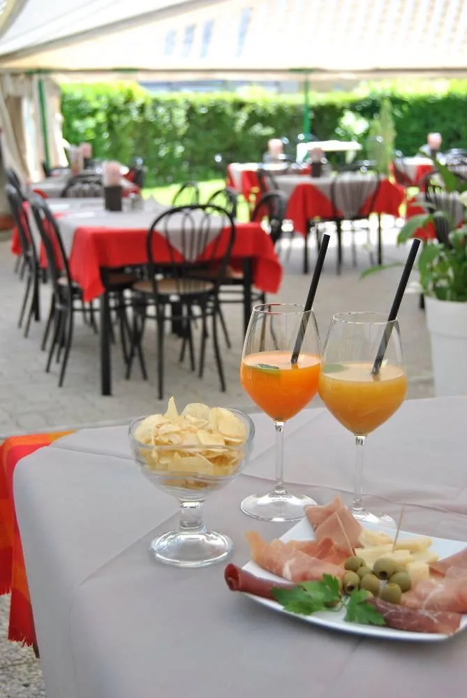 Ristorante Pizzeria le Fucine_Rovereto_slider_image_2