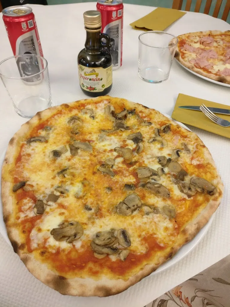 Polina Racheeva_Ristorante Pizzeria 