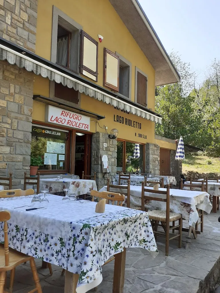 Ristorante Rifugio Lago Rioletta_San Benedetto Val di Sambro_slider_image_1