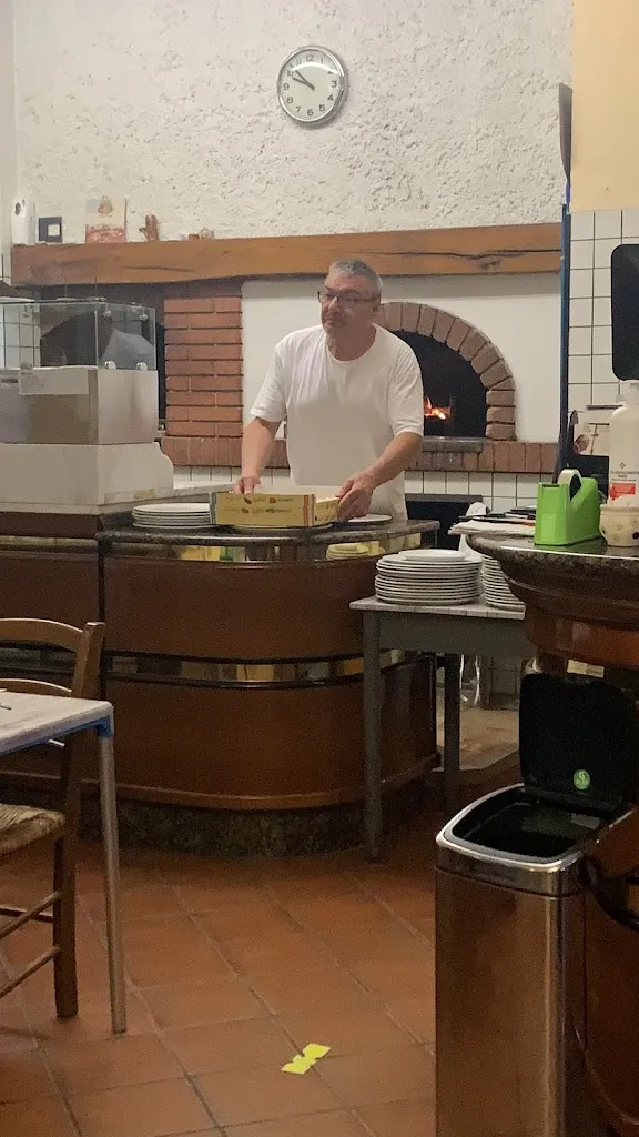 Irene Lankevich_PIZZERIA DRAGO VERDE_San Benedetto Val di Sambro_review