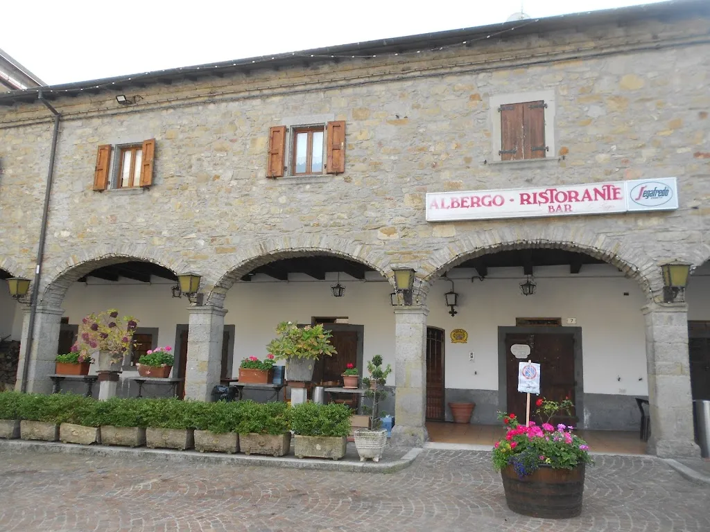 Albergo ristorante La Loggia restaurant in San Benedetto Val di Sambro