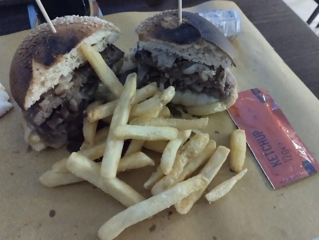 Luca Fiandri_Voglio Che Stai Bene...da Re!_San Cesario sul Panaro_review