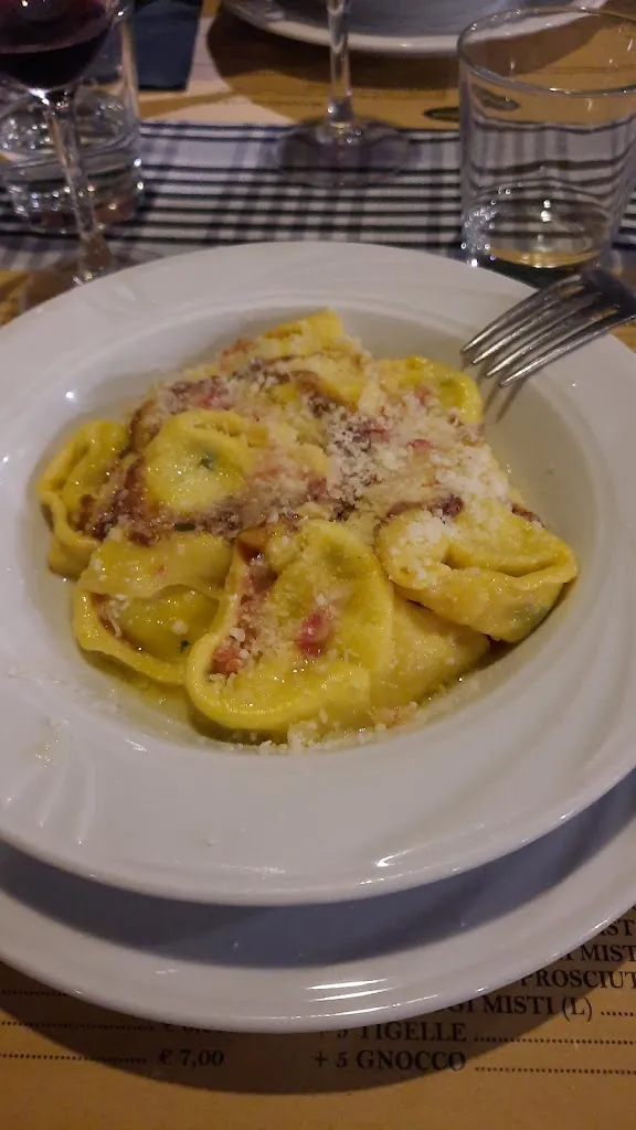 Giuseppe Monzoni_Bar Restaurant Baracchina_San Cesario sul Panaro_review