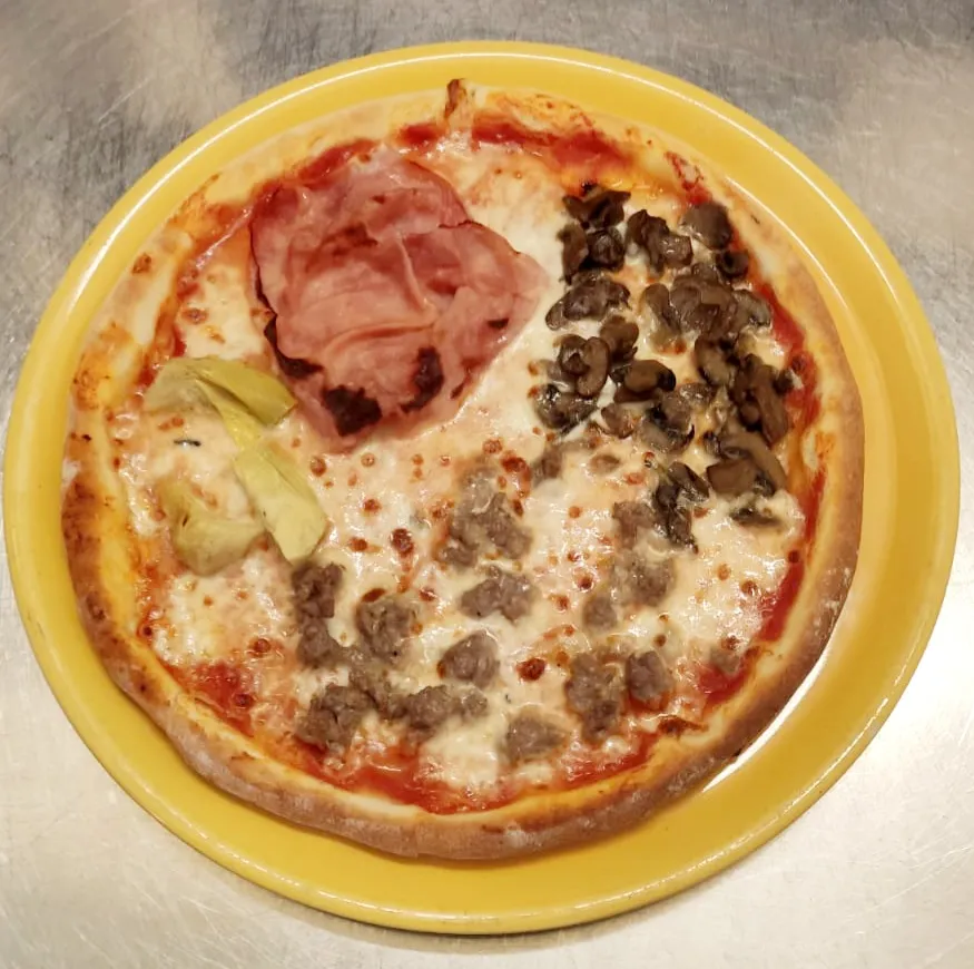 Ristorante Pizzeria Le Quattro Rose_San Felice sul Panaro_slider_image_3