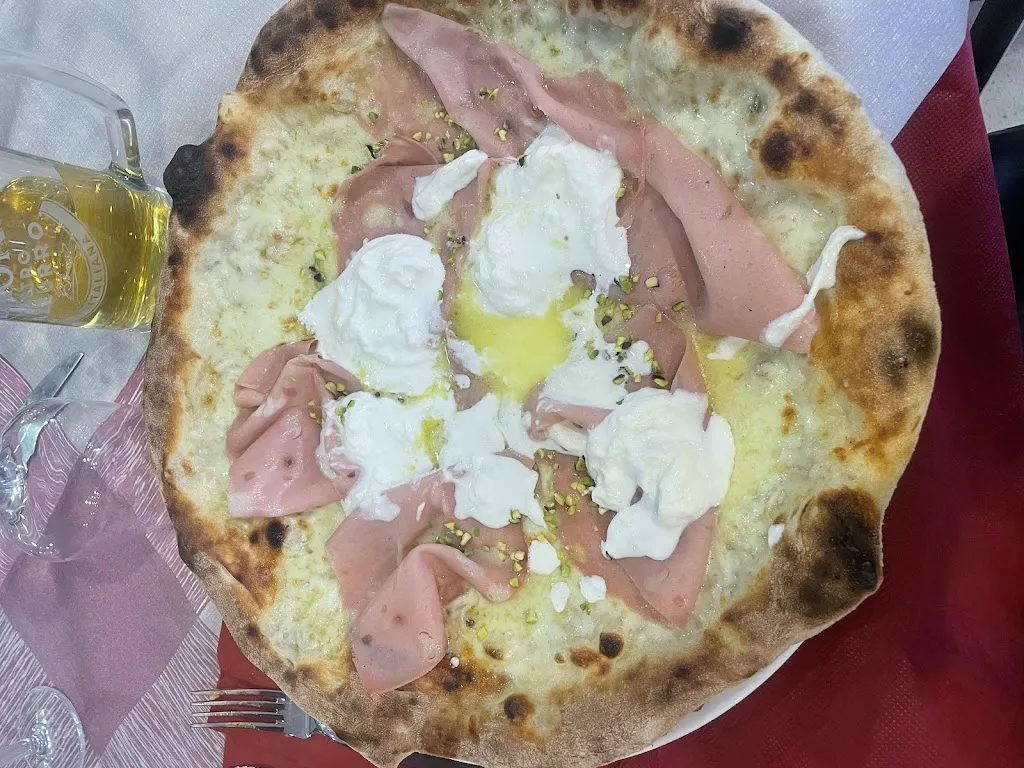 Pazzi per la pizza_San Felice sul Panaro_slider_image_3