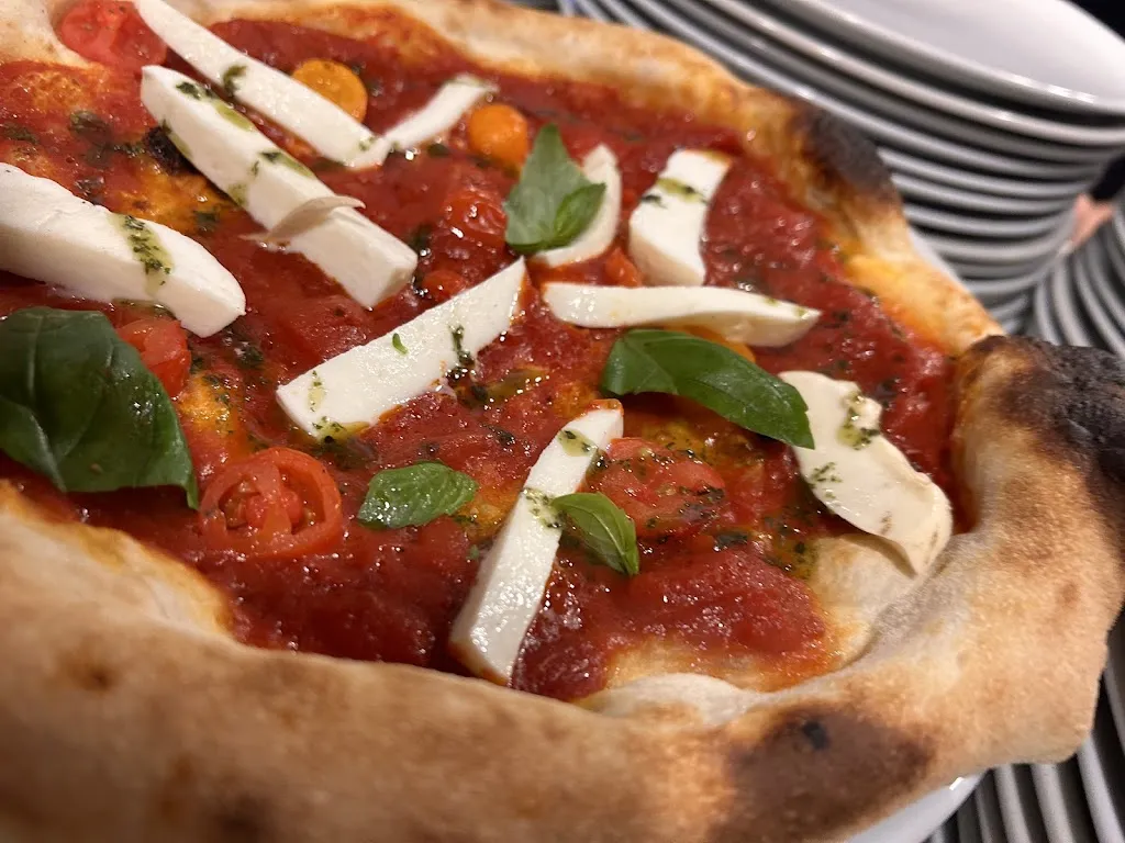 POP - pizza contemporanea_San Giorgio di Piano_slider_image_3