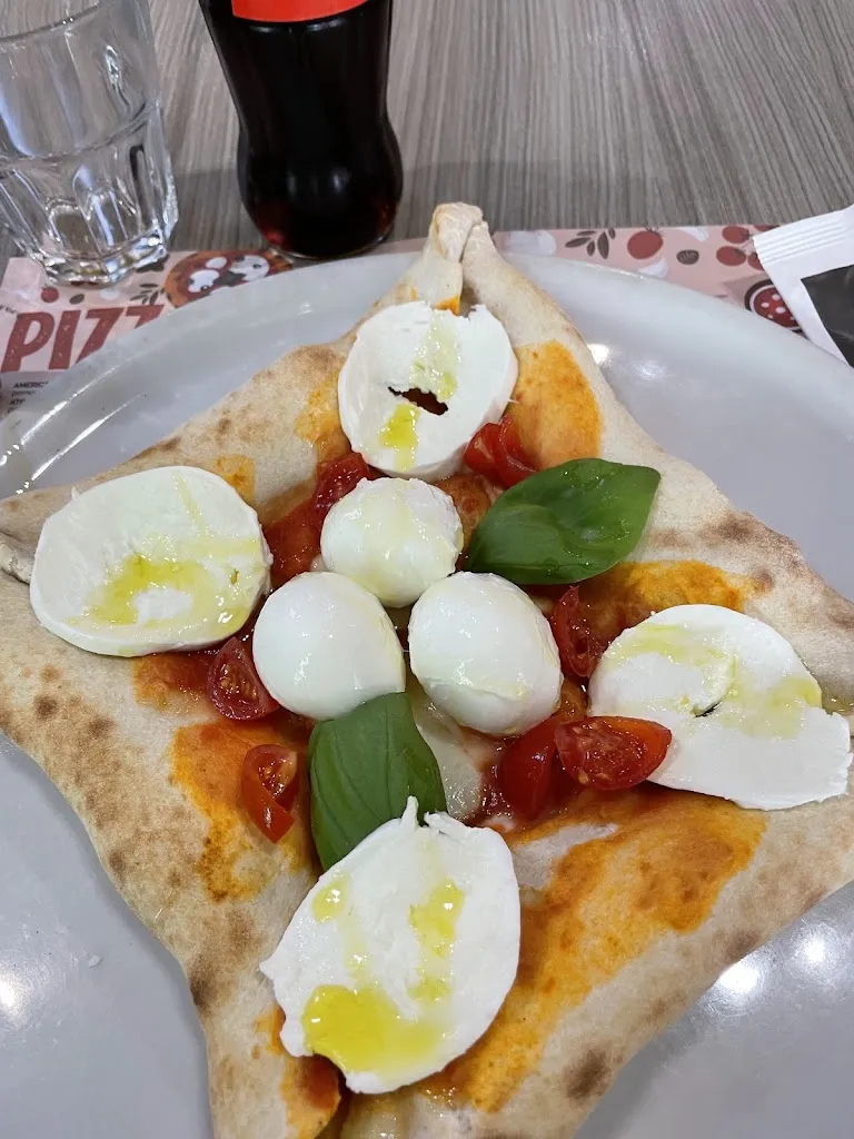 Alexia Borrelli_Pizzeria L'Angolo della Pizza_San Giorgio di Piano_review