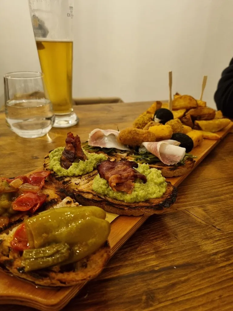 Piano B - Rocca di Cambio_Rocca di Cambio_slider_image_2