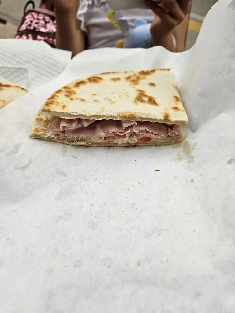 Pina Galotto_I Piadinai_San Mauro a Mare_review