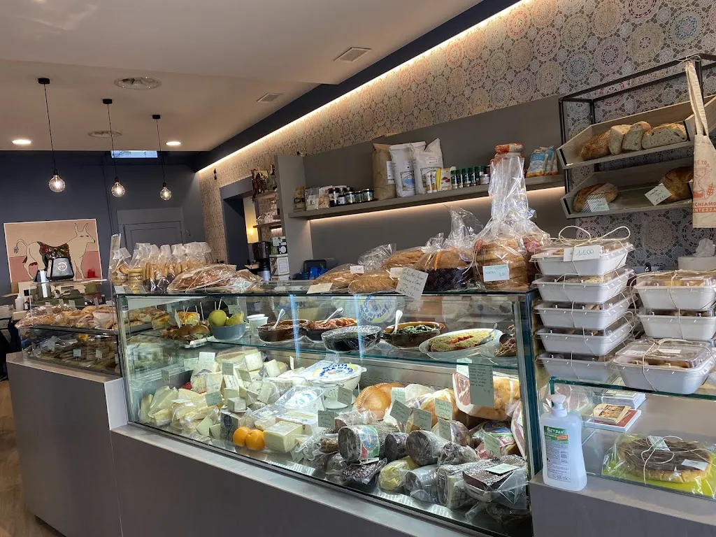 "da pizoun" Trattoria Osteria "Vinho Verde" restaurant in San Mauro Pascoli