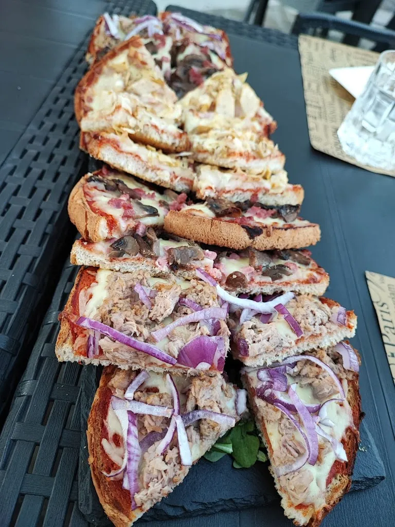 Pub Uva Nera_San Mauro Pascoli_slider_image_3