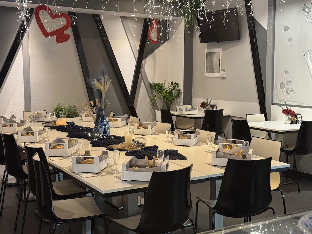 Black or White - Ristobar restaurant in San Martino in Rio