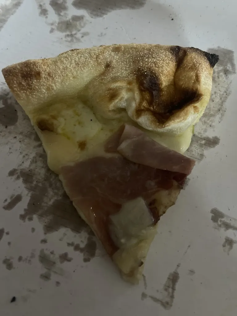 Lori_Pizzeria Da Gennaro 2.0_San Martino in Rio_review