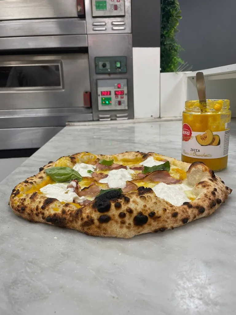 Pizzeria Da Gennaro 2.0_San Martino in Rio_slider_image_3