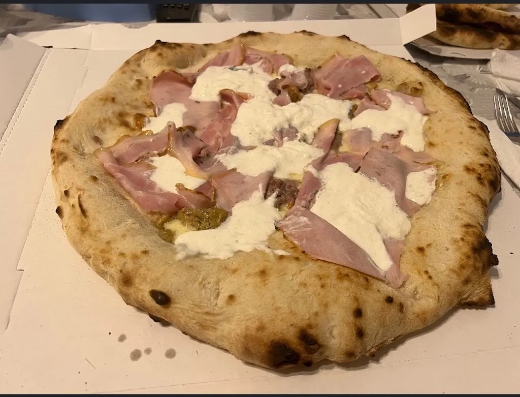 Jadir Bruni_280 Grammi Pizza e Sfizi_San Martino in Rio_Bewertung