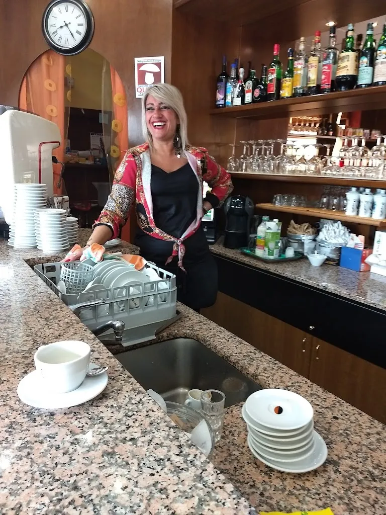 Bar Paninoteca New Angel Pub - San Michele Tiorre_San Michele Tiorre_slider_image_3