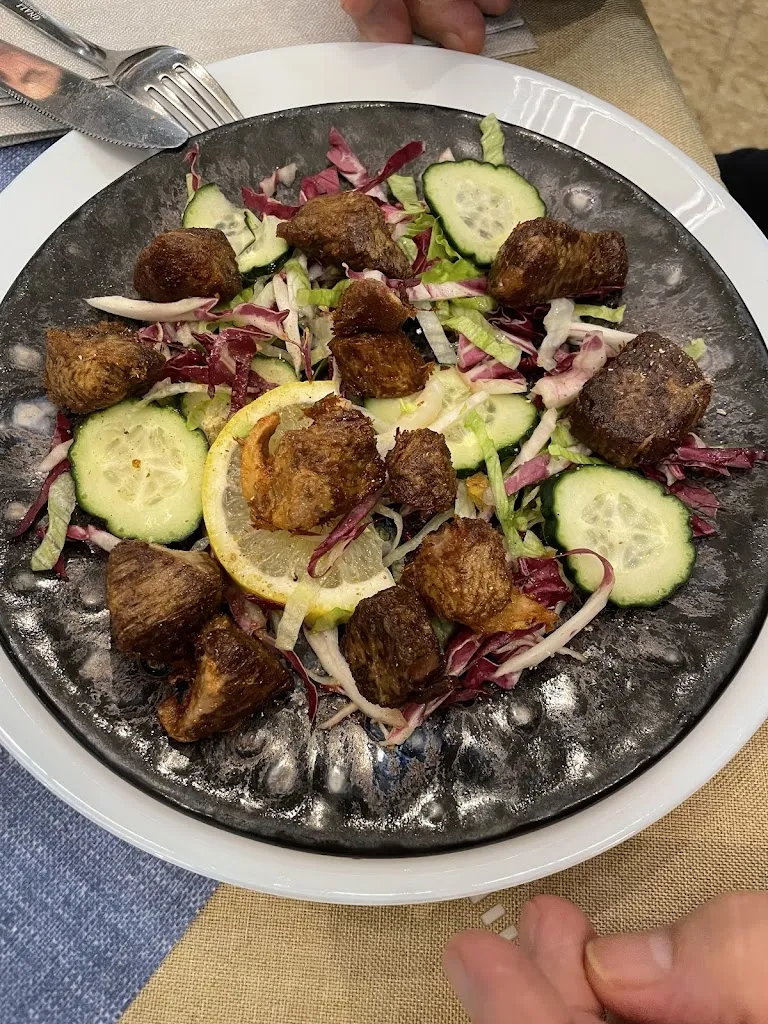 ANNA OFIDIANI_Sandhu’s Bar & restaurant_San Pietro in Cerro_review