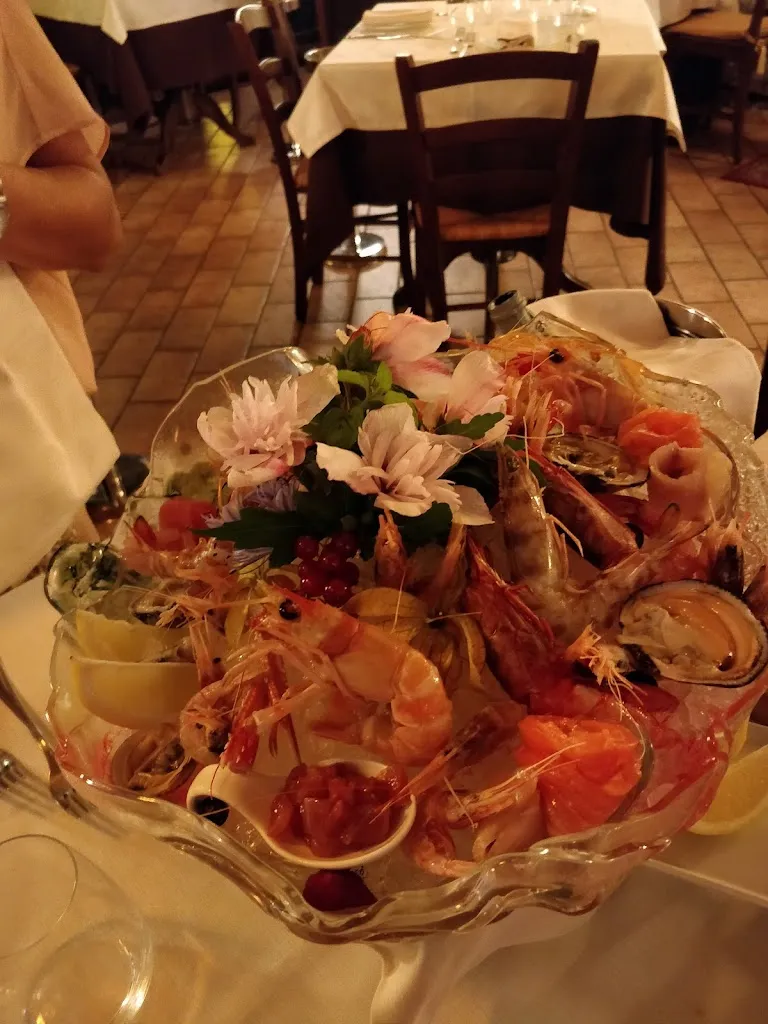 Massimo Carini_L'Angolo Nascosto_San Pietro in Cerro_review