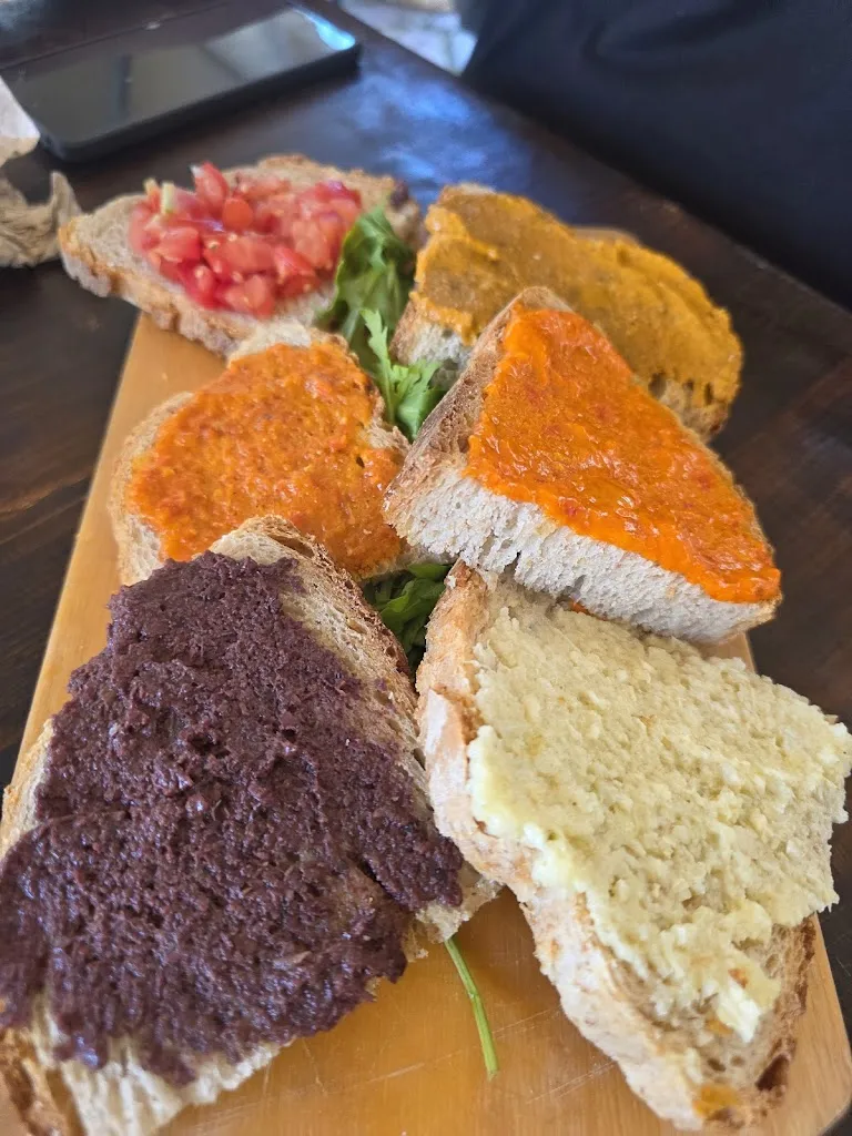 Elena Bucceri_Ristorante Bar La Brecciara_Rocca di Cambio_review