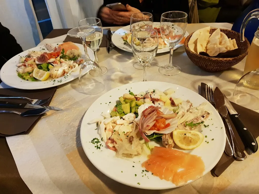 paola salaroli_Ristorante Pizzeria La Piazzetta_San Pietro In Vincoli_recensione