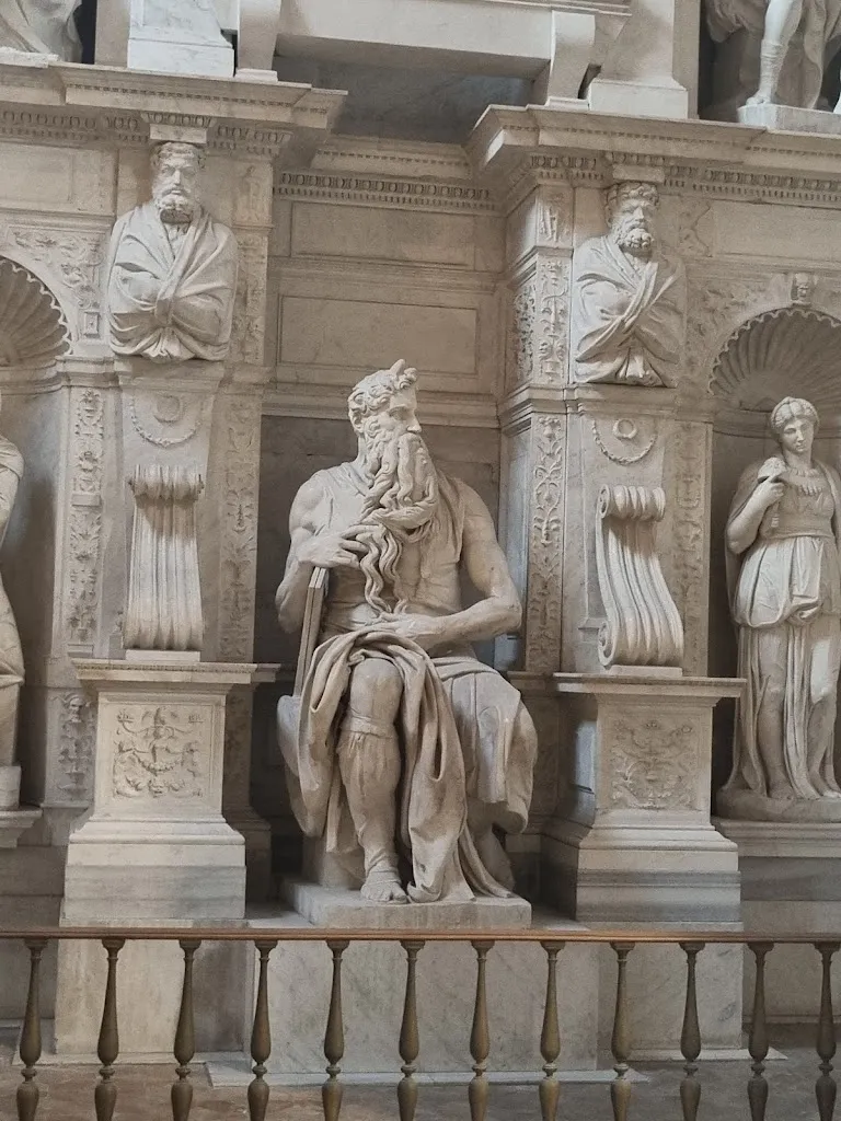 Yiğit Selamoğlu_Basilica of San Pietro in Vincoli_San Pietro In Vincoli_review