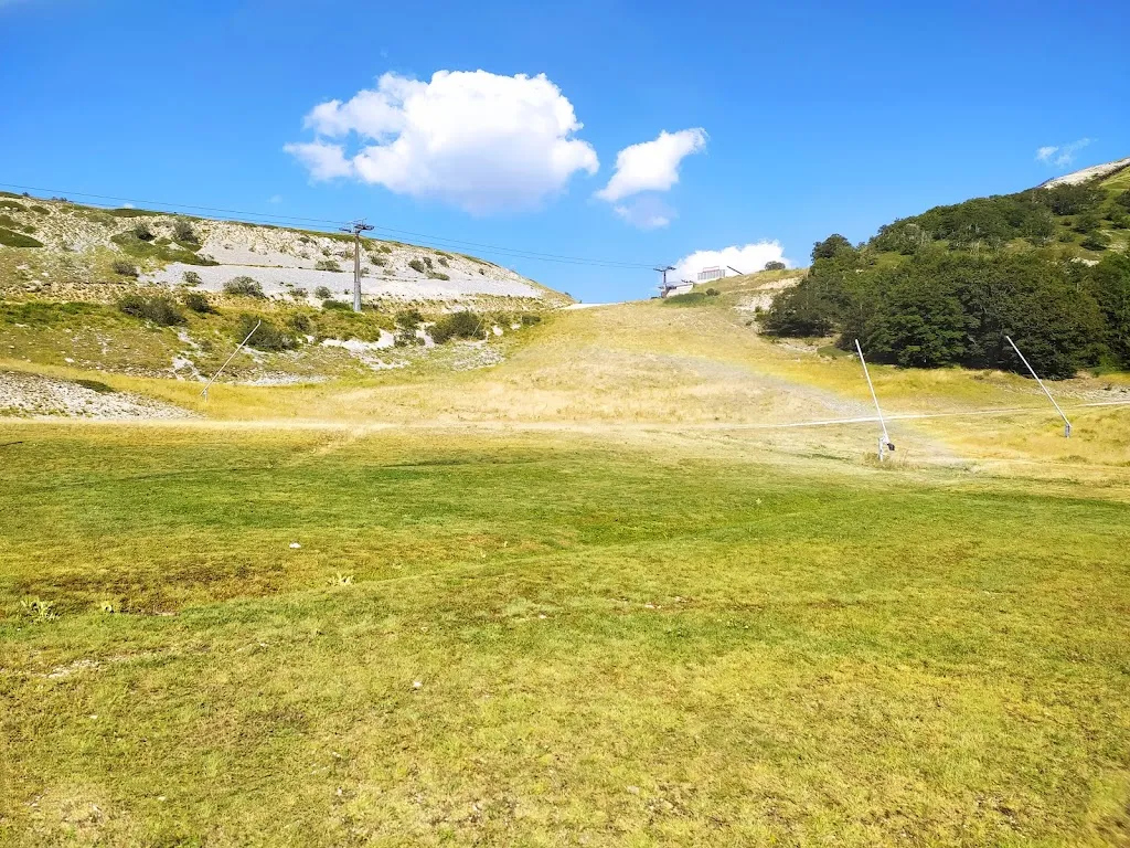 Holly Snowflakes_Chalet del lago Campo Felice_Rocca di Cambio_review