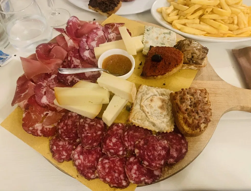 Eleonora Martelli_Ristorante Pizzeria Fonte Chiara_San Piero in Bagno_review