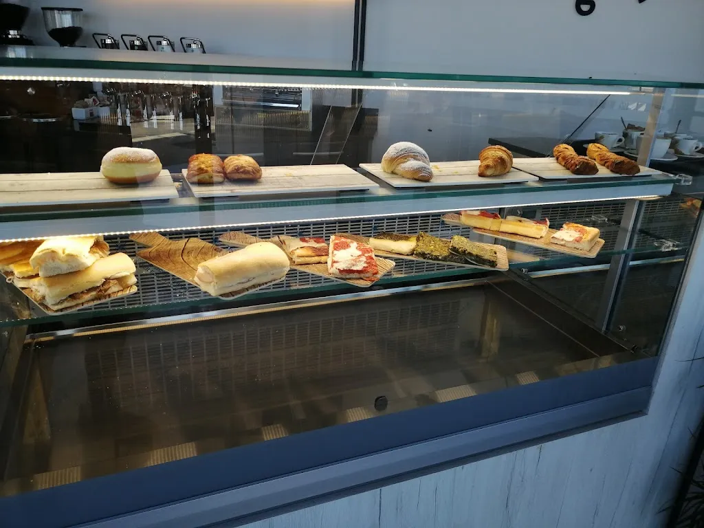 SAN PROSPERO SNC di FERRI LEONARDO e FERRARI ANDREA_San Prospero_slider_image_3