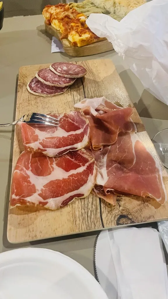 Julienne Boussim _Panificio Melli_San Prospero_review