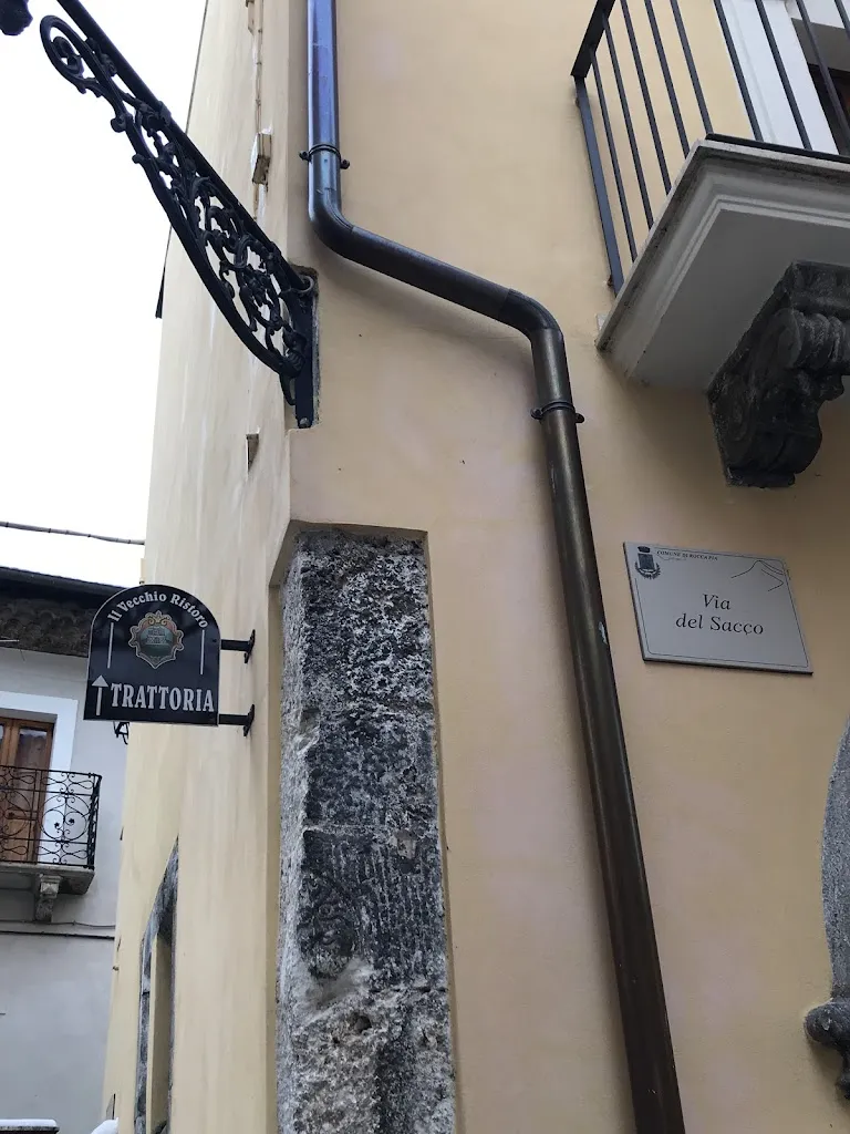 Merlion Europa srl_Trattoria Il Vecchio Ristoro_Rocca Pia_recensione