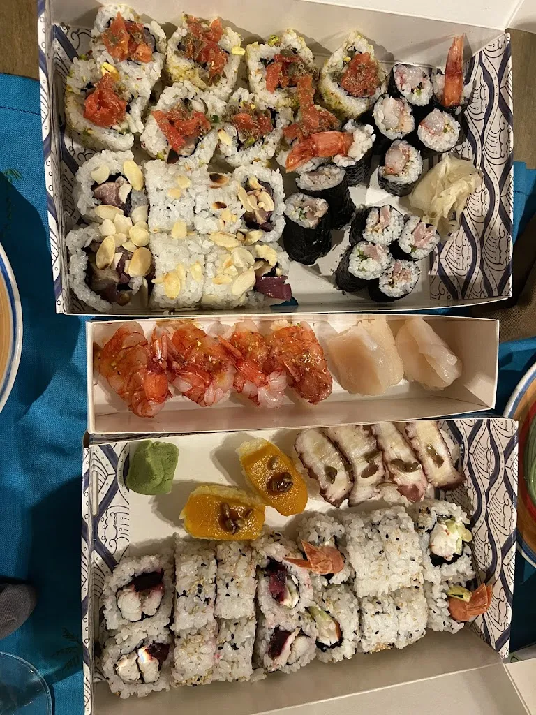 Tobu Sekai - Sushi Take Away restaurant in San Secondo Parmense