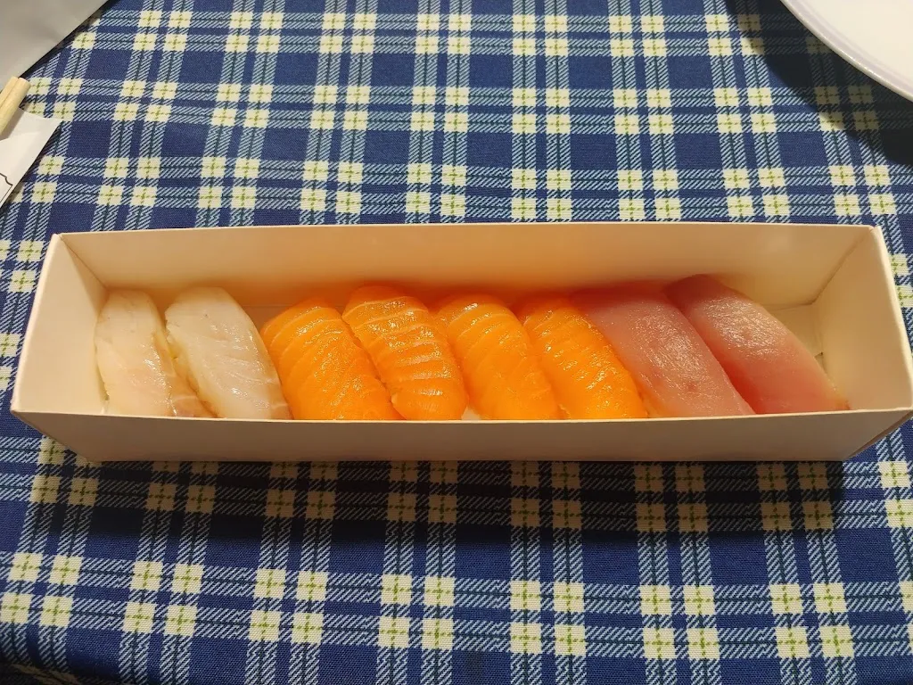 Tobu Sekai - Sushi Take Away_San Secondo Parmense_slider_image_2