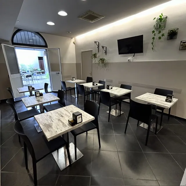 Dehor 82 di Biscardi Roberto restaurant in San Secondo Parmense