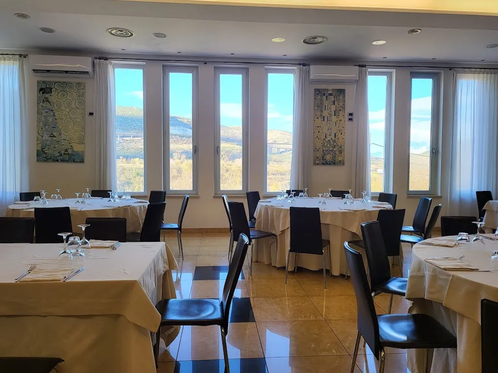 Ristorante Pizzeria Tre Archi restaurant in Bugnara