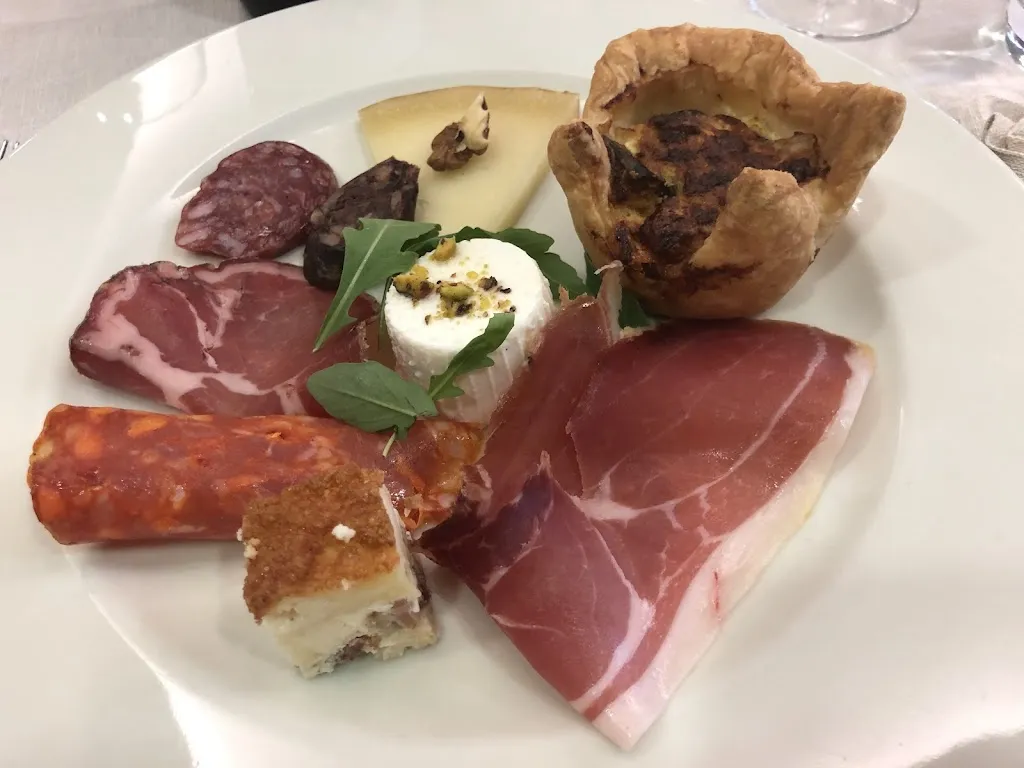 Ristorante Pizzeria Tre Archi_Bugnara_slider_image_3