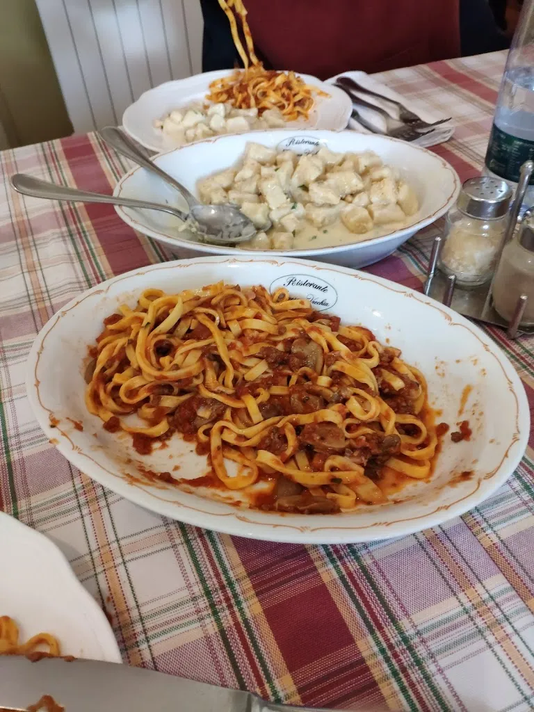 Eleonora Zaripova_Ristorante Taverna Vecchia_Roccacasale_review