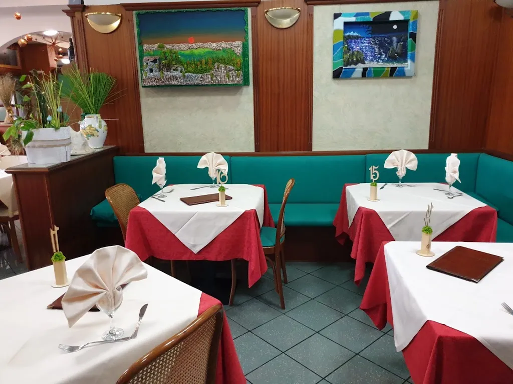 Ristorante Pizzeria Lo Smeraldo_Sant'Agata Bolognese_slider_image_1