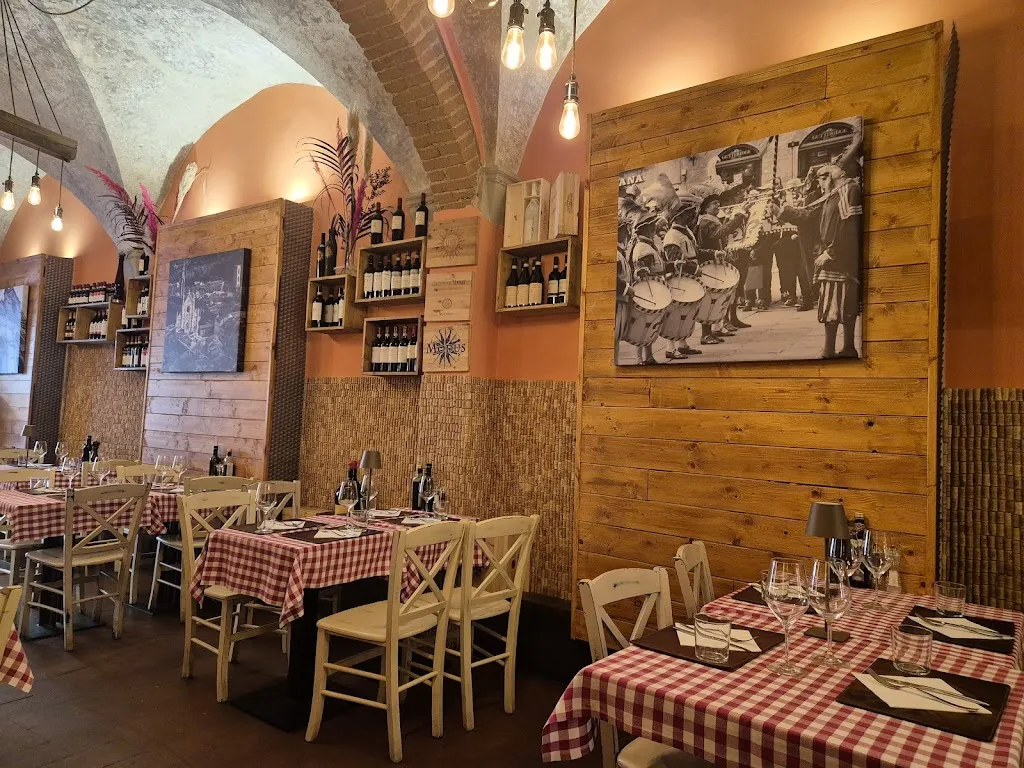 Bisteccheria Santa Croce - Piazza Santa Croce Firenze_Santa Croce Scuole_slider_image_3