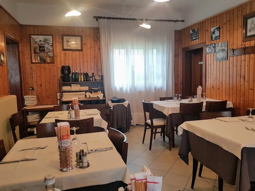 Trattoria ai Cortili di Giordani Maria Alessandra restaurant in Santa Maria Codifiume