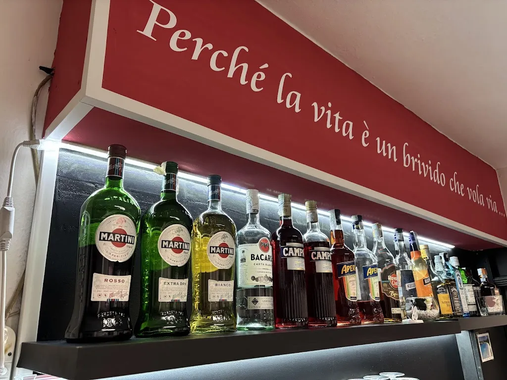 tutto gas 2.0 restaurant in Santa Maria Codifiume