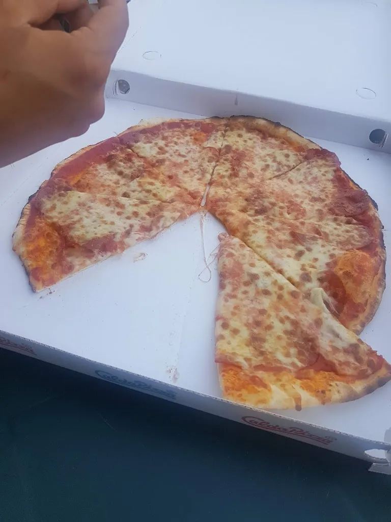 Pizzeria da Michael_Santo Stefano-Carraie_slider_image_2