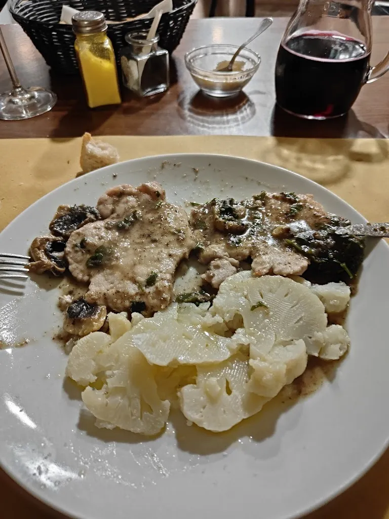 Pizzeria Trattoria Parosa_Sarmato_slider_image_3