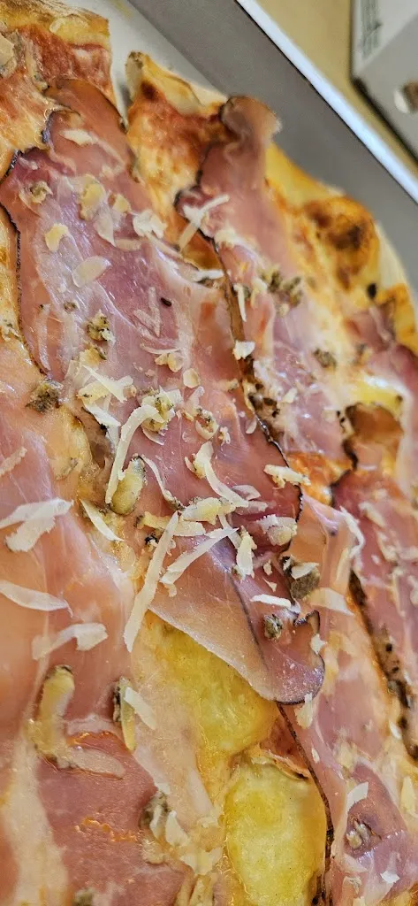 Davide Andrea Castaldo_Pizza in Piazza Sarmato_Sarmato_review