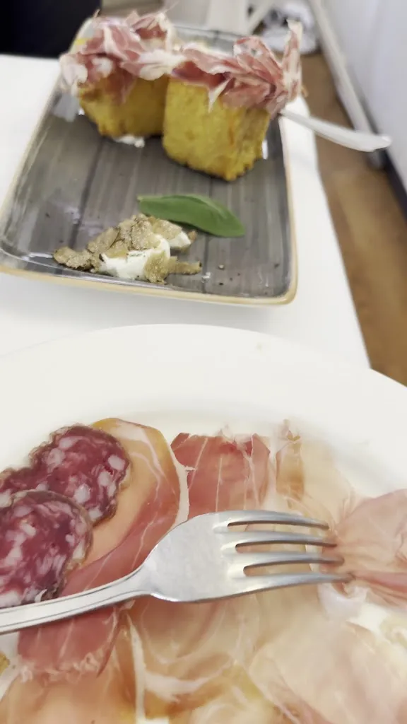 Ristorante Antica Trattoria La Grotta dal 1918 restaurant in Sasso Marconi