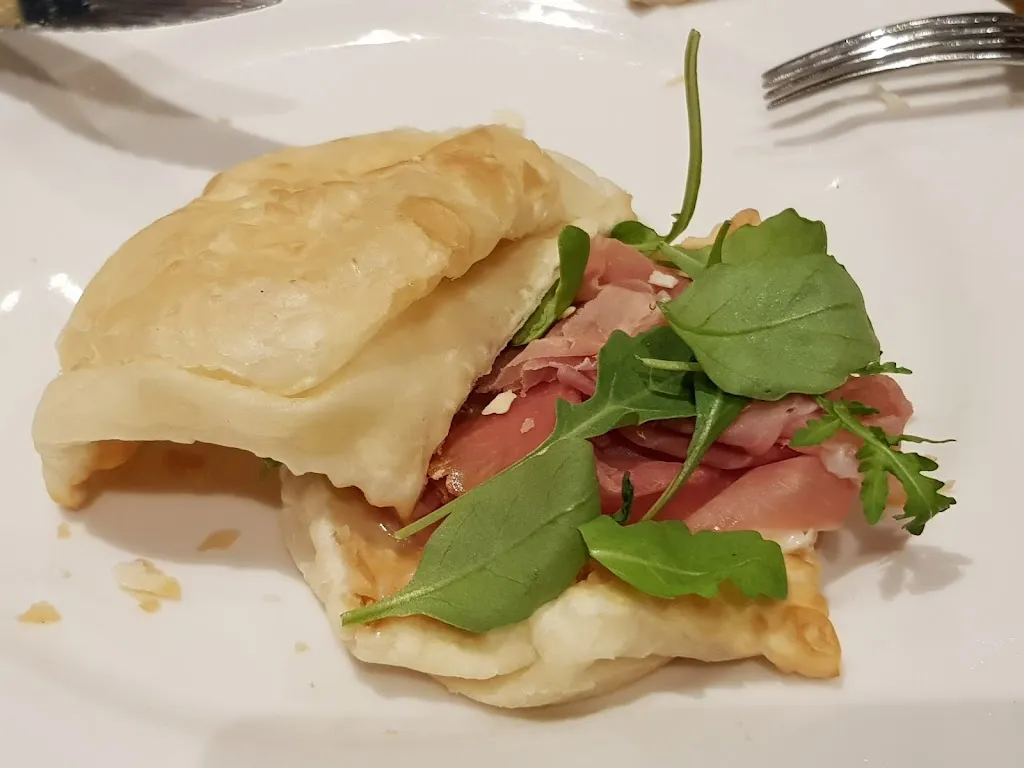 Tomas Machala_Sausalito Ristorante Pizzeria_Sassuolo_review