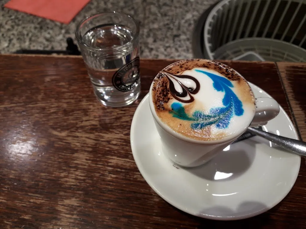 Bar Centrale restaurant in Savarna-Conventello