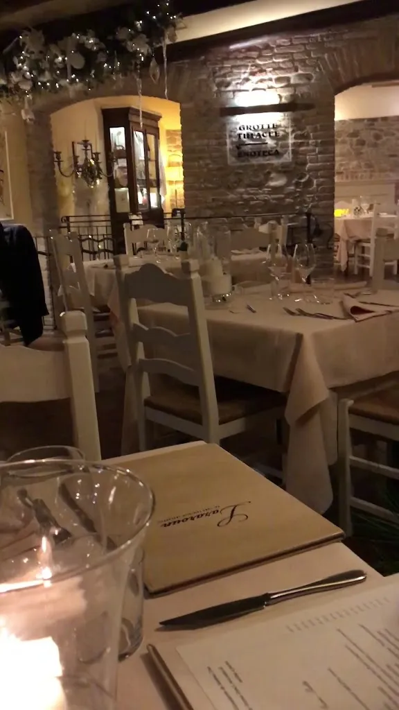 Ristorante Lazaroun_Santarcangelo_slider_image_2